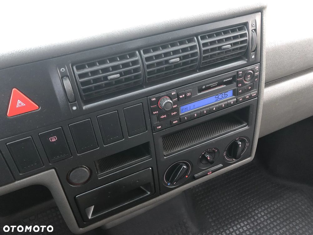 Volkswagen Transporter T4 LONG 2.4 Diesel * Gwarancja przebiegu 144 tys. km * - 27