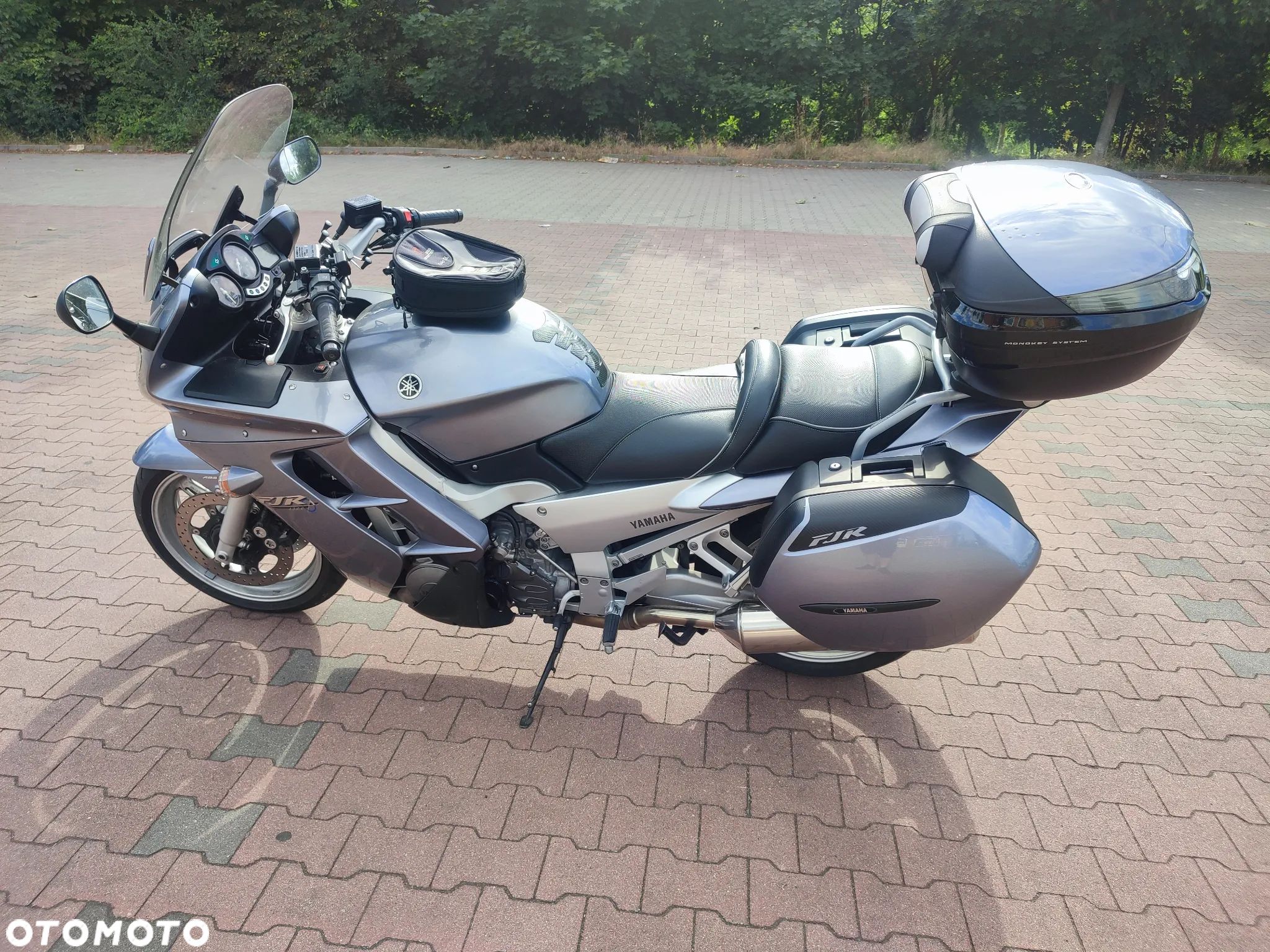 Yamaha FJR - 1