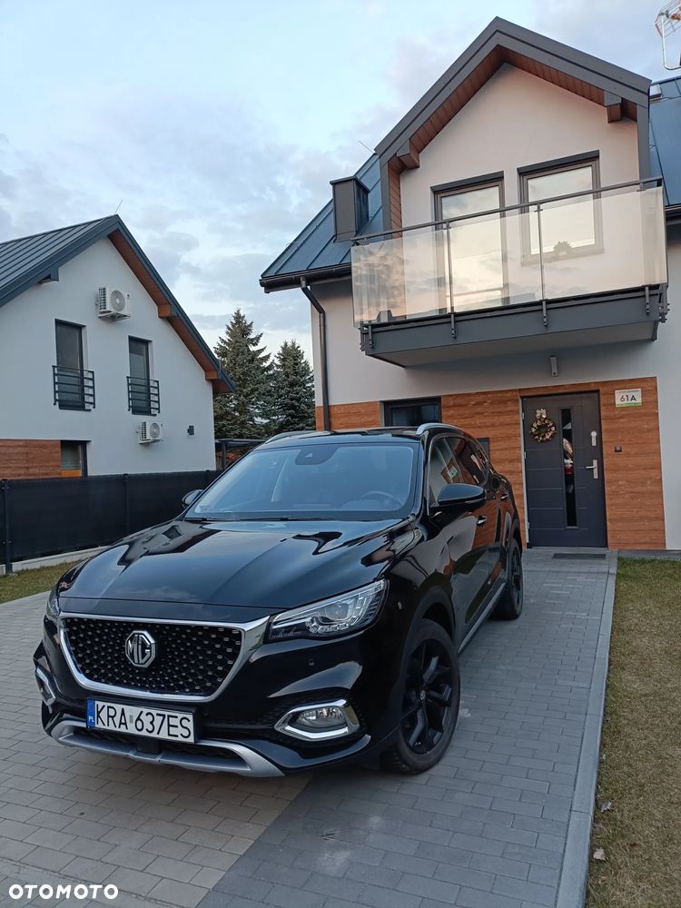 MG EHS Luxury - 27