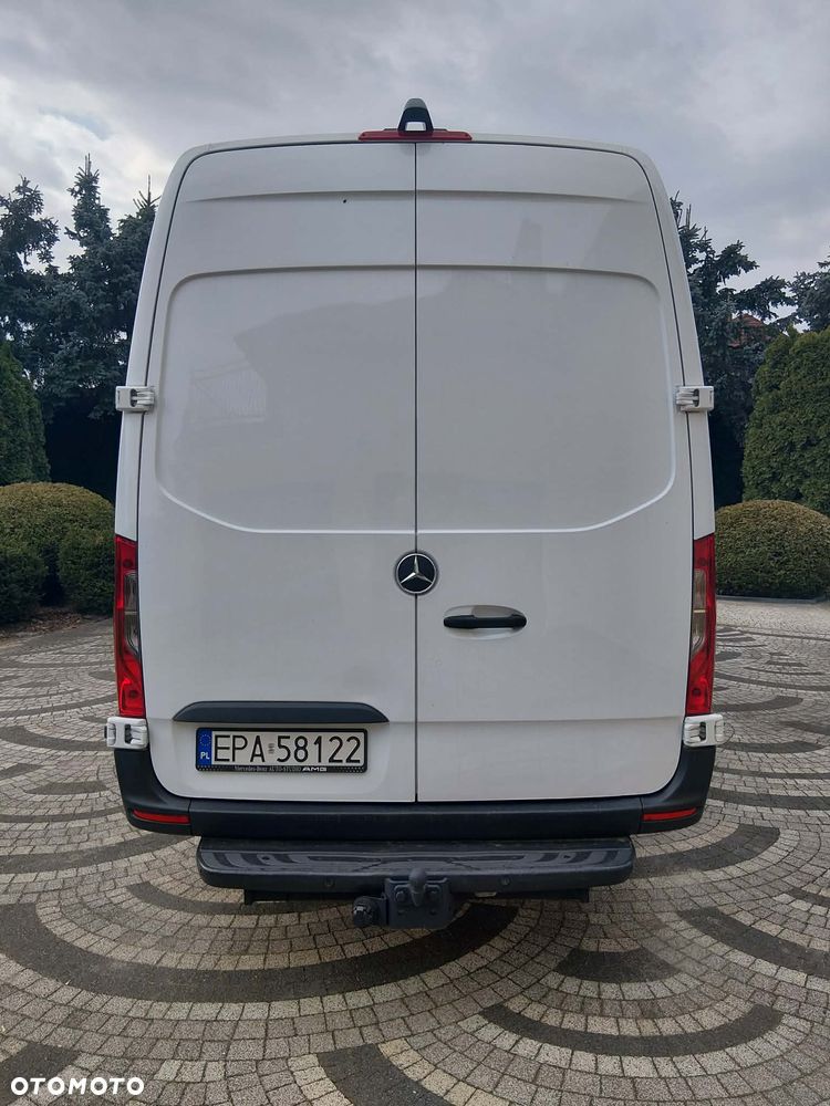 Mercedes-Benz SPRINTER - 4