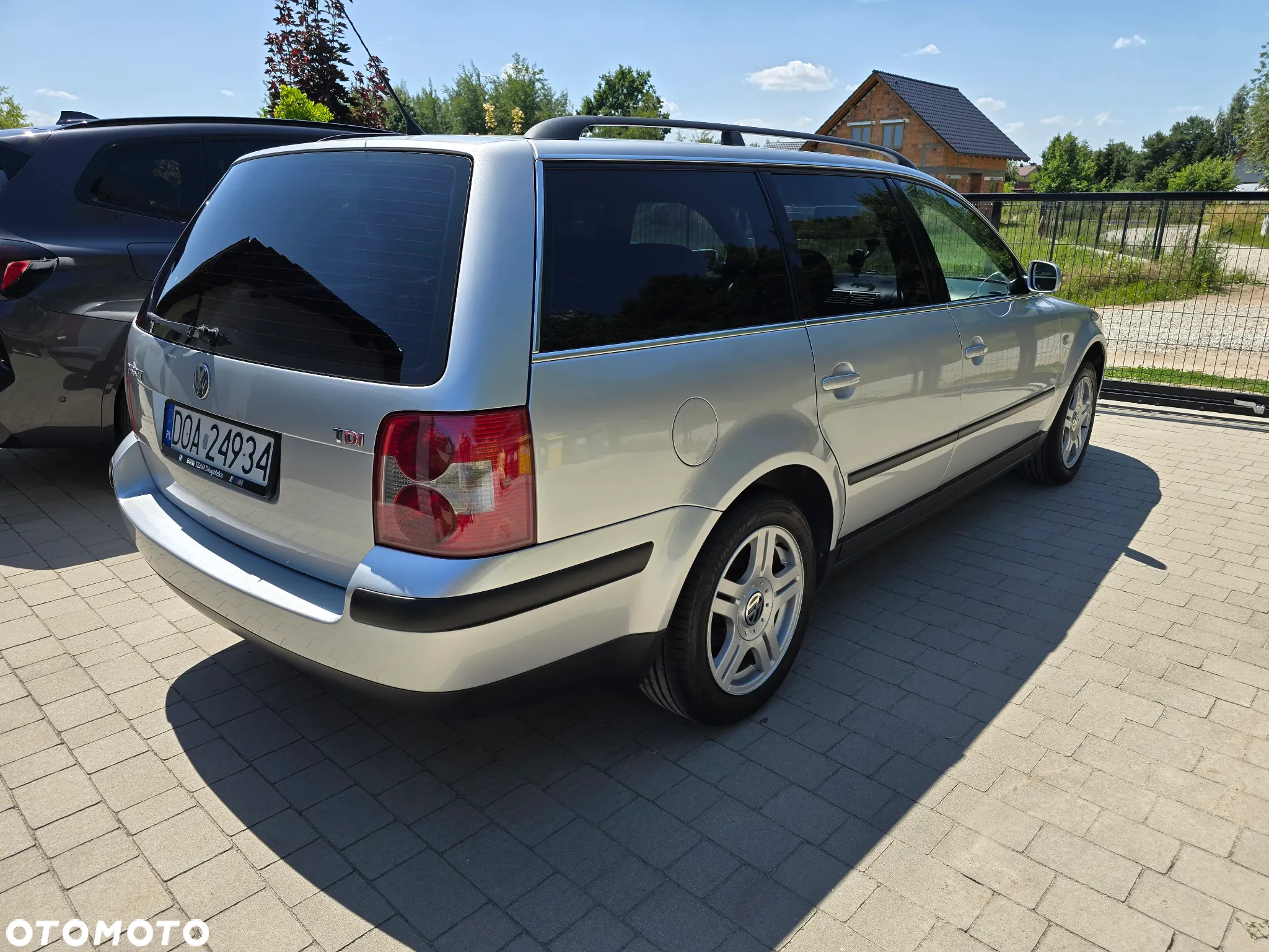 Volkswagen Passat - 2