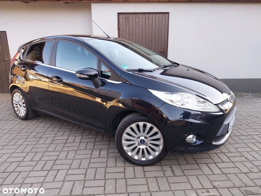 Ford Fiesta 1.25 Platinium X - 26