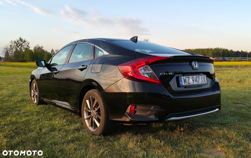 Honda Civic 1.5 i-VTEC Turbo CVT Elegance - 5
