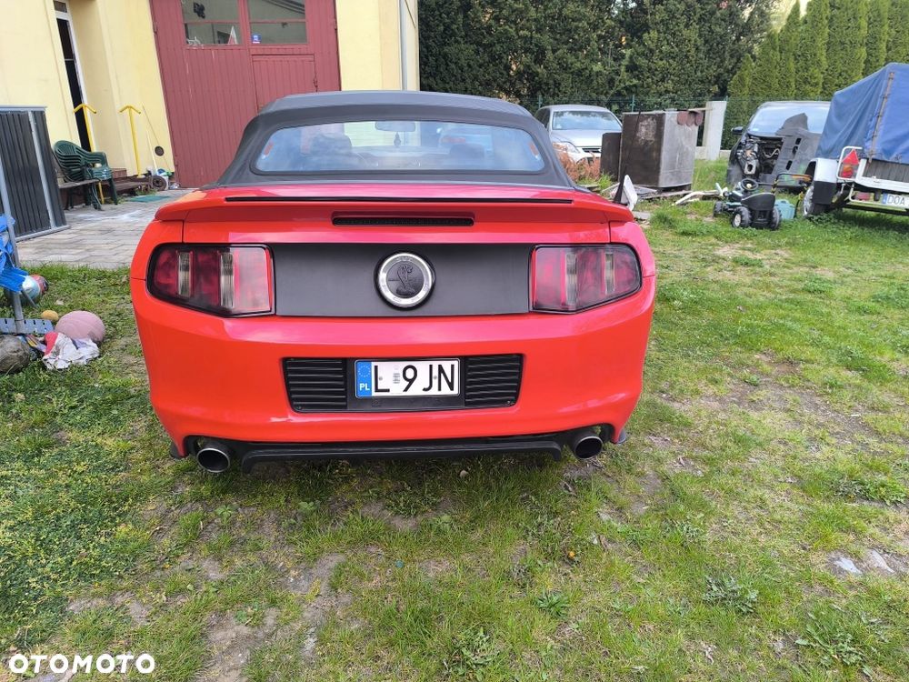 Ford Mustang - 3