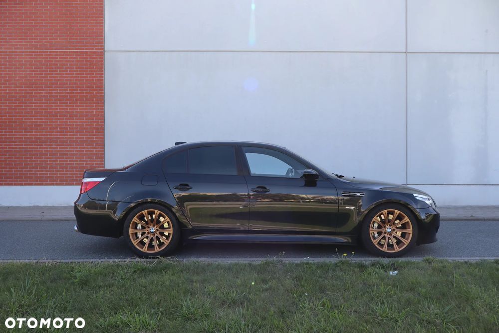 BMW M5 - 4