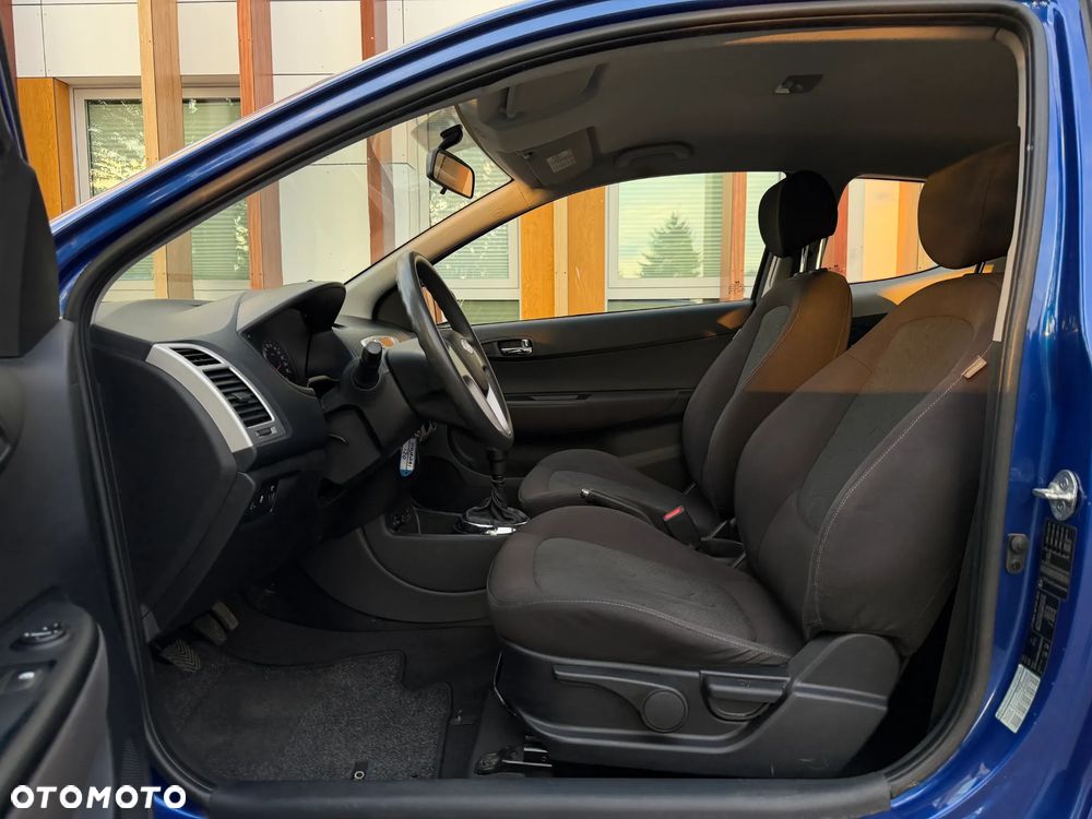 Hyundai i20 1.2 Classic + - 8