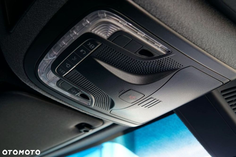 Mercedes-Benz Sprinter - 23