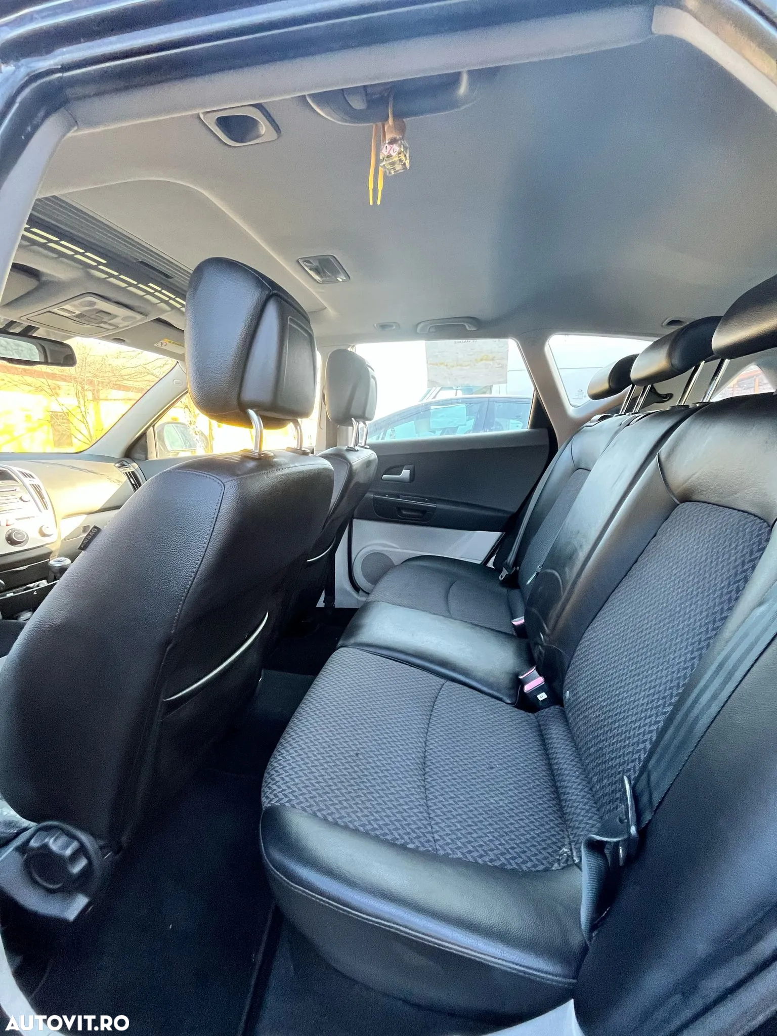Kia Ceed 1.6 CRDi SW EX - 15