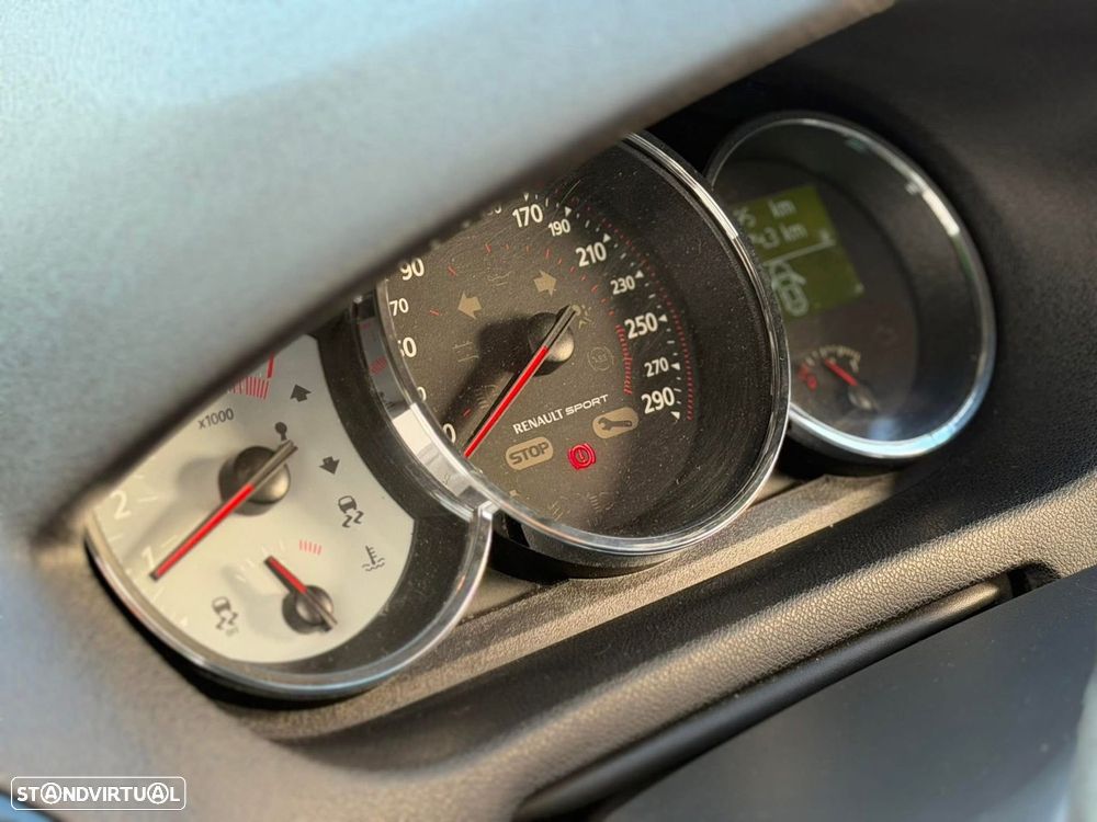 Renault Mégane Coupe 2.0 T RS - 10