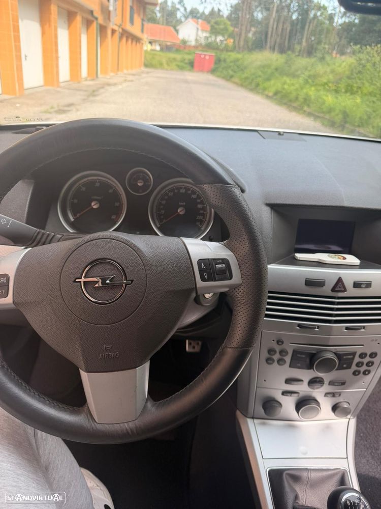 Opel Astra GTC 1.3 CDTI - 5