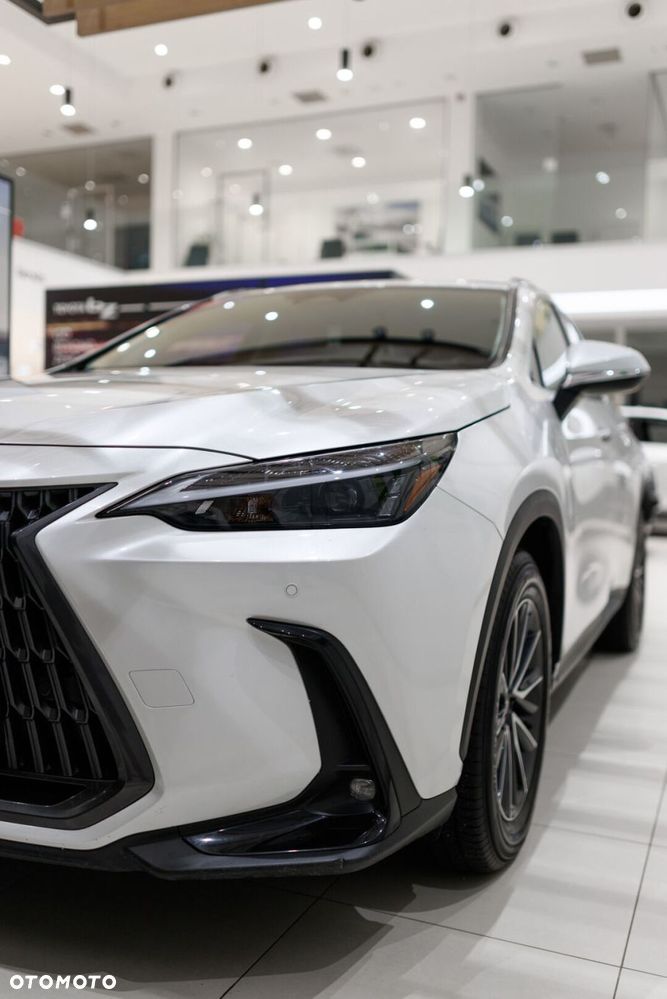 Lexus NX 350h Prestige 2WD - 7