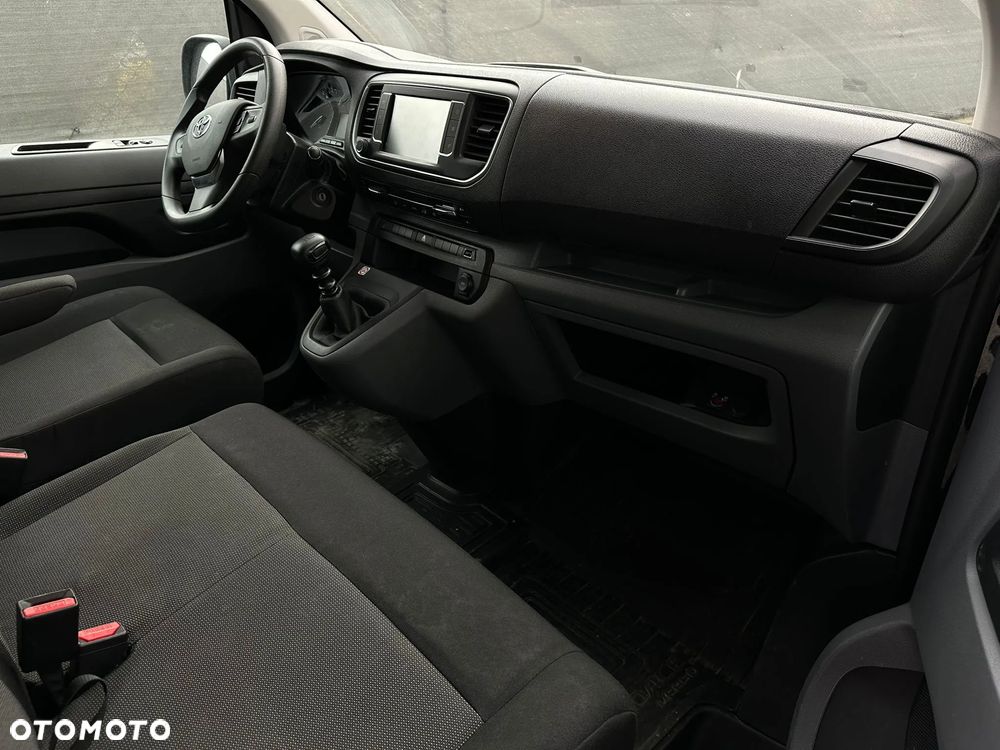 Toyota ProAce - 12