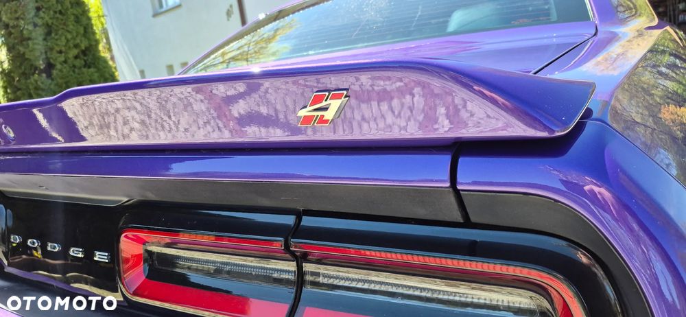 Dodge Challenger - 26