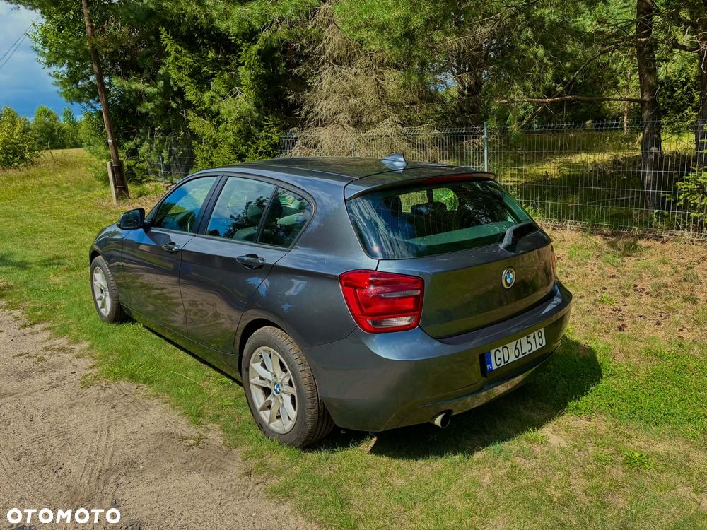 BMW Seria 1 116i - 15