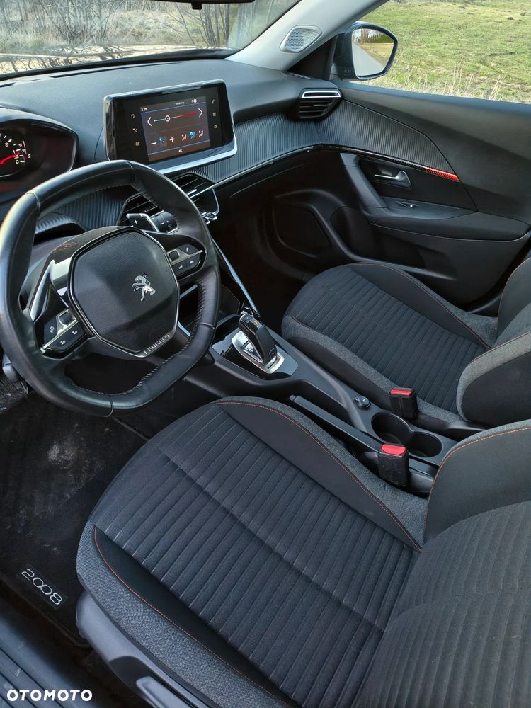 Peugeot 2008 PureTech 130 Stop&Start EAT6 Black Edition - 5