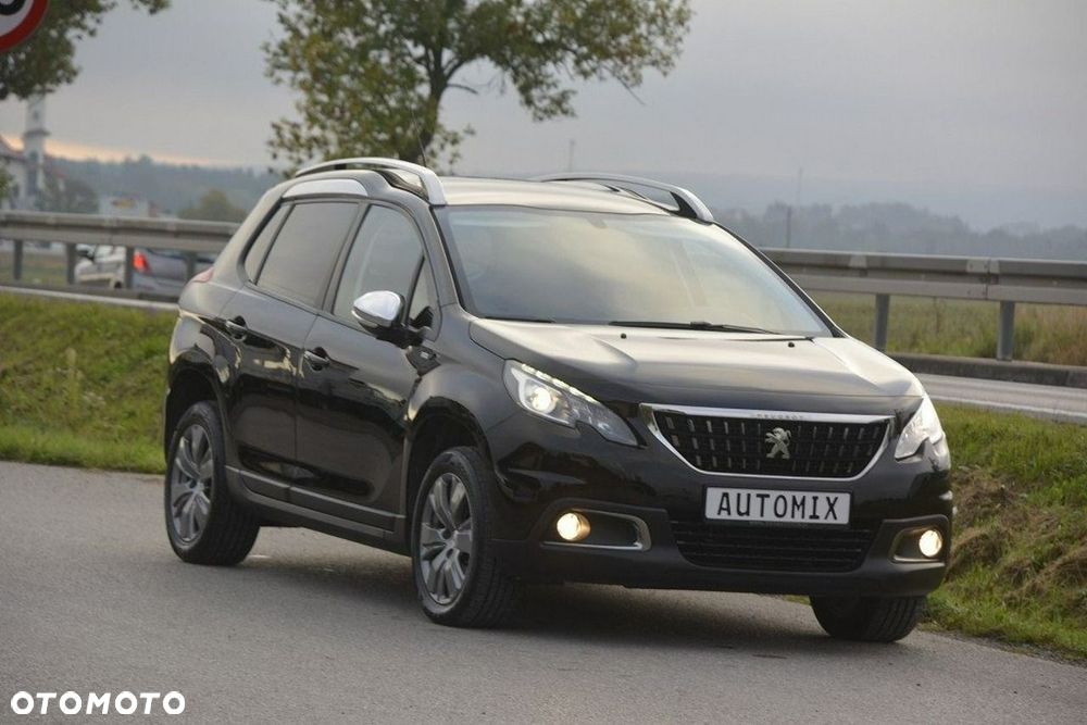 Peugeot 2008 1.2 Pure Tech Style EU6 - 13