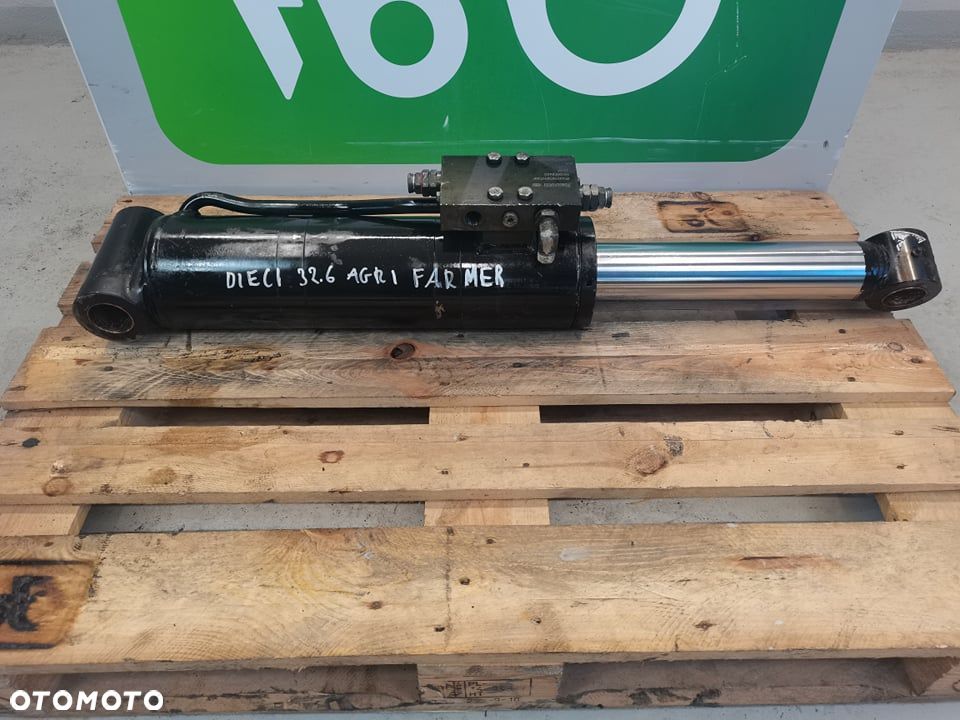 Deci Agri Farmer {Cylinder hydrauliczny wysypu} - 6