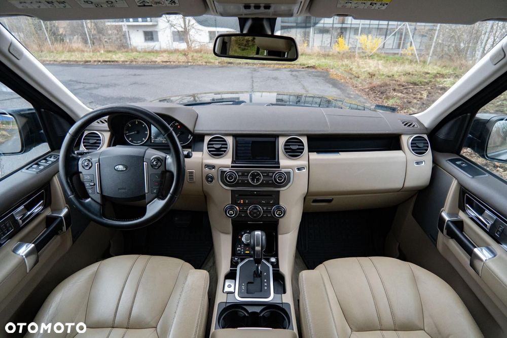 Land Rover Discovery 3.0D V6 HSE - 12