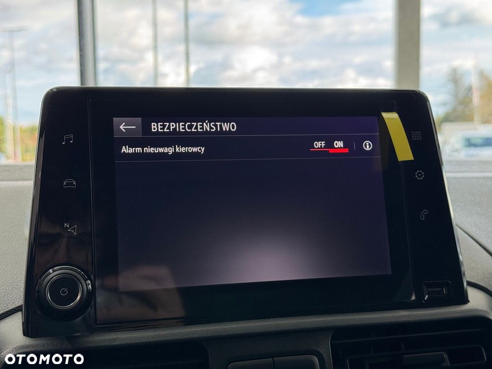 Opel Combo 2t Enjoy - 36