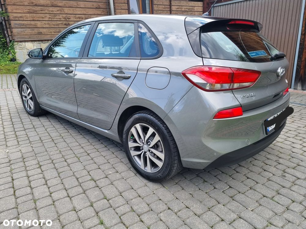 Hyundai i30 1.4 Classic + - 8