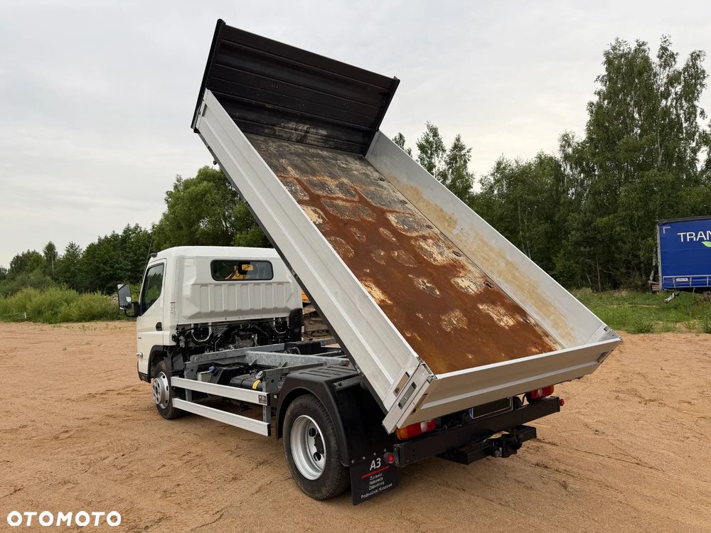 Mitsubishi FUSO CANTER 7C18 / WYWROTKA 3-STRONNA / DUŻA ŁADOWNOŚĆ 4075 KG / TYLKO 12 TYS. KM PRZEBIEGU / POLSKI SALON / 10.2023 ROK !! - 15