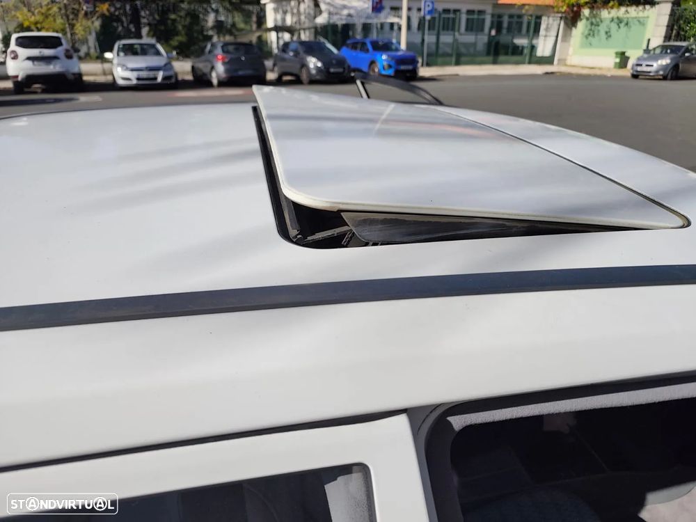 Mercedes-Benz W201 (1982-1993) 190 D 2.0 - 2