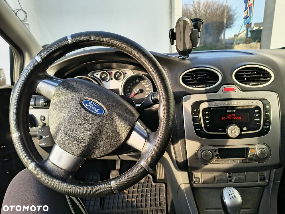 Ford Focus - 10