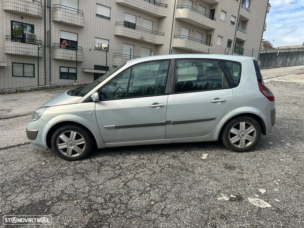 Renault Scénic 1.5 dCi Confort Privilége - 3