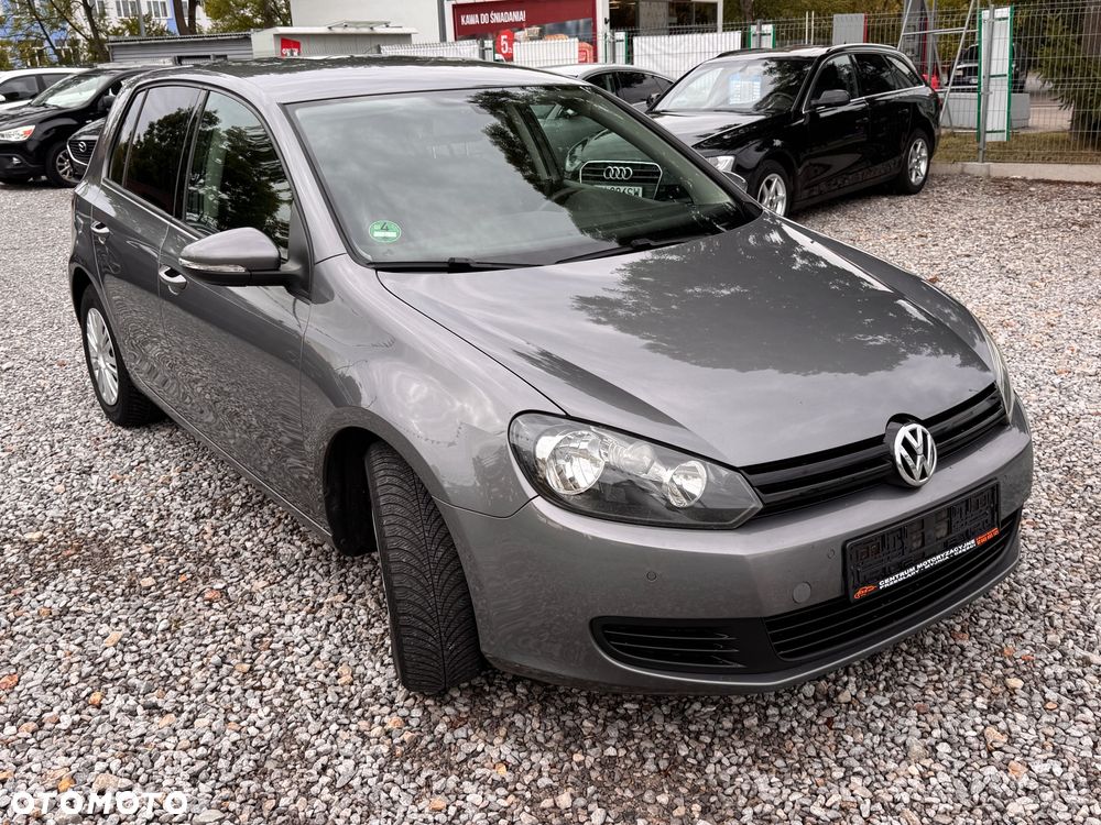 Volkswagen Golf - 10