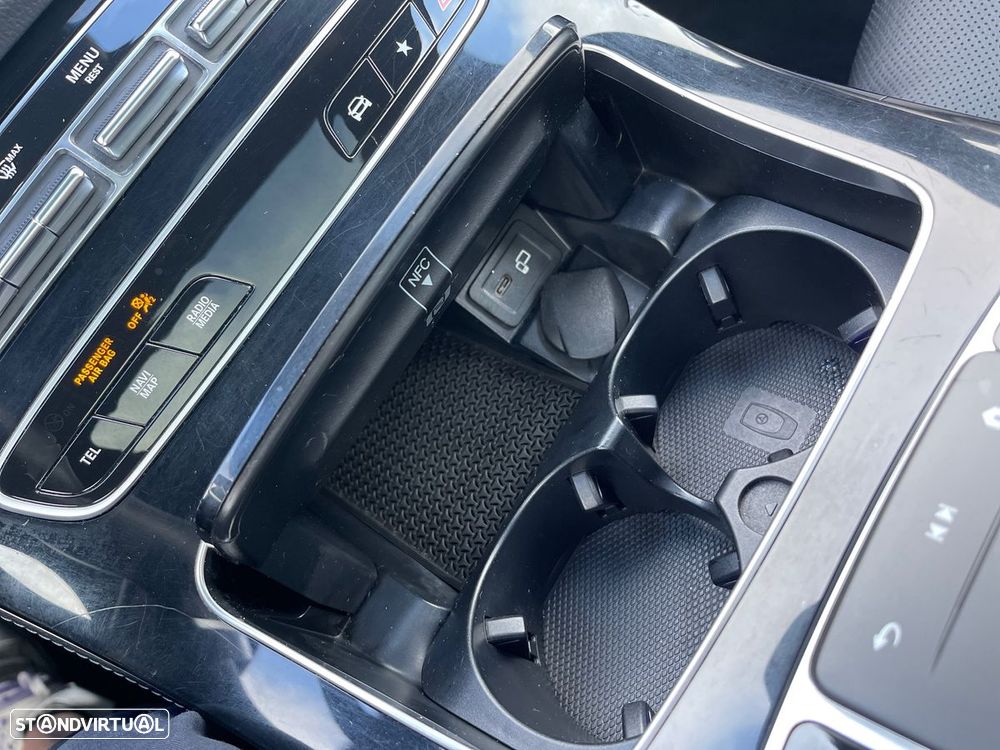 Mercedes-Benz E 300 d AMG Line 4Matic Aut. - 31