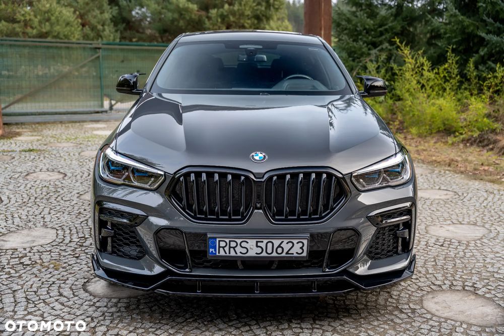 BMW X6 M50i - 6