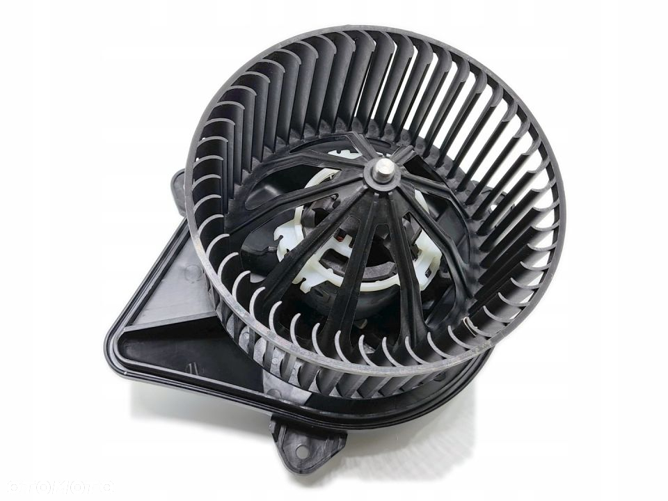 DMUCHAWA WENTYLATOR PRIMASTAR TRAFIC VIVARO 01- - 2