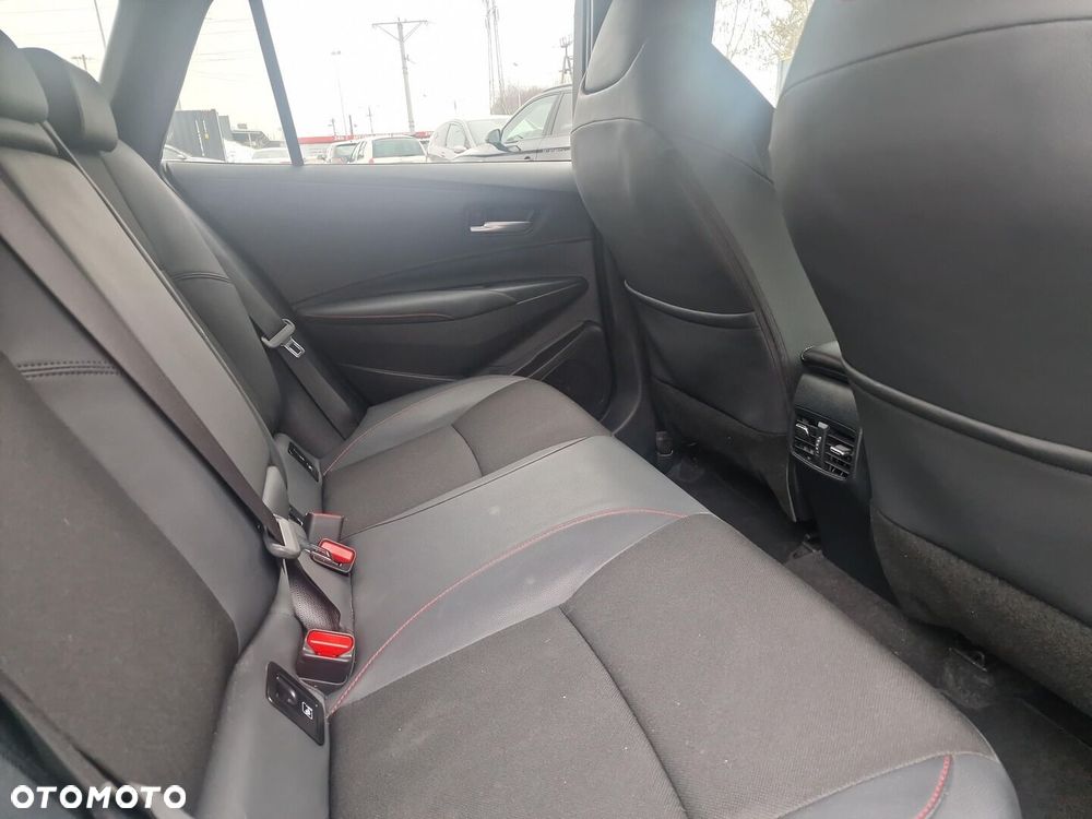 Toyota Corolla 2.0 Hybrid GR Sport Dynamic - 11