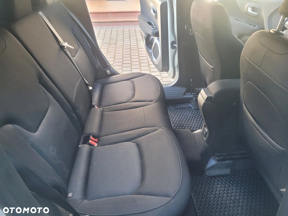 Jeep Renegade 1.6 E-TorQ Longitude - 12