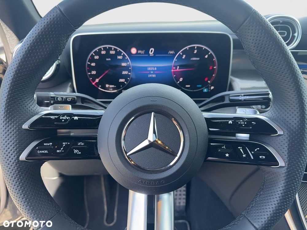 Mercedes-Benz GLC - 14
