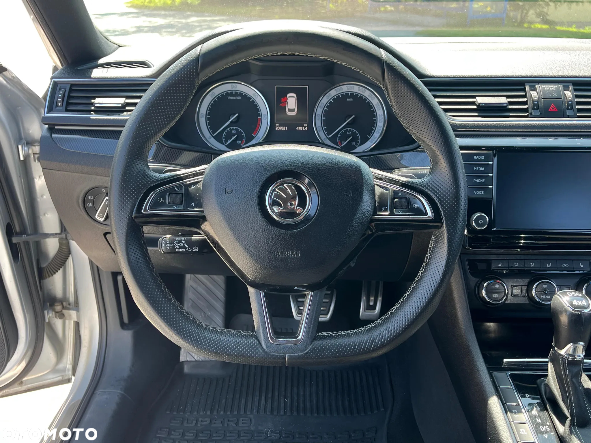 Skoda Superb 2.0 TDI 4x4 Sportline DSG - 29