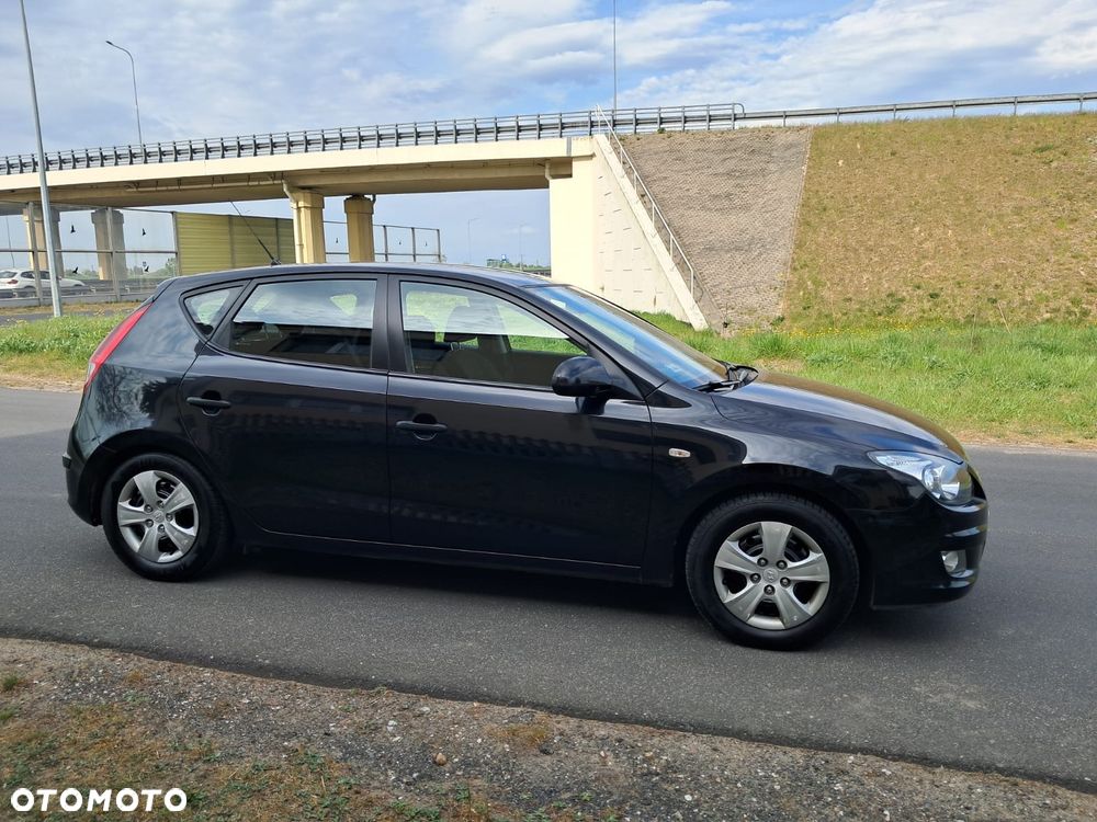 Hyundai i30 1.4 Classic - 6