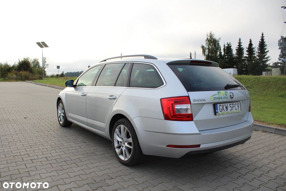 Skoda Octavia 2.0 TDI Style - 8