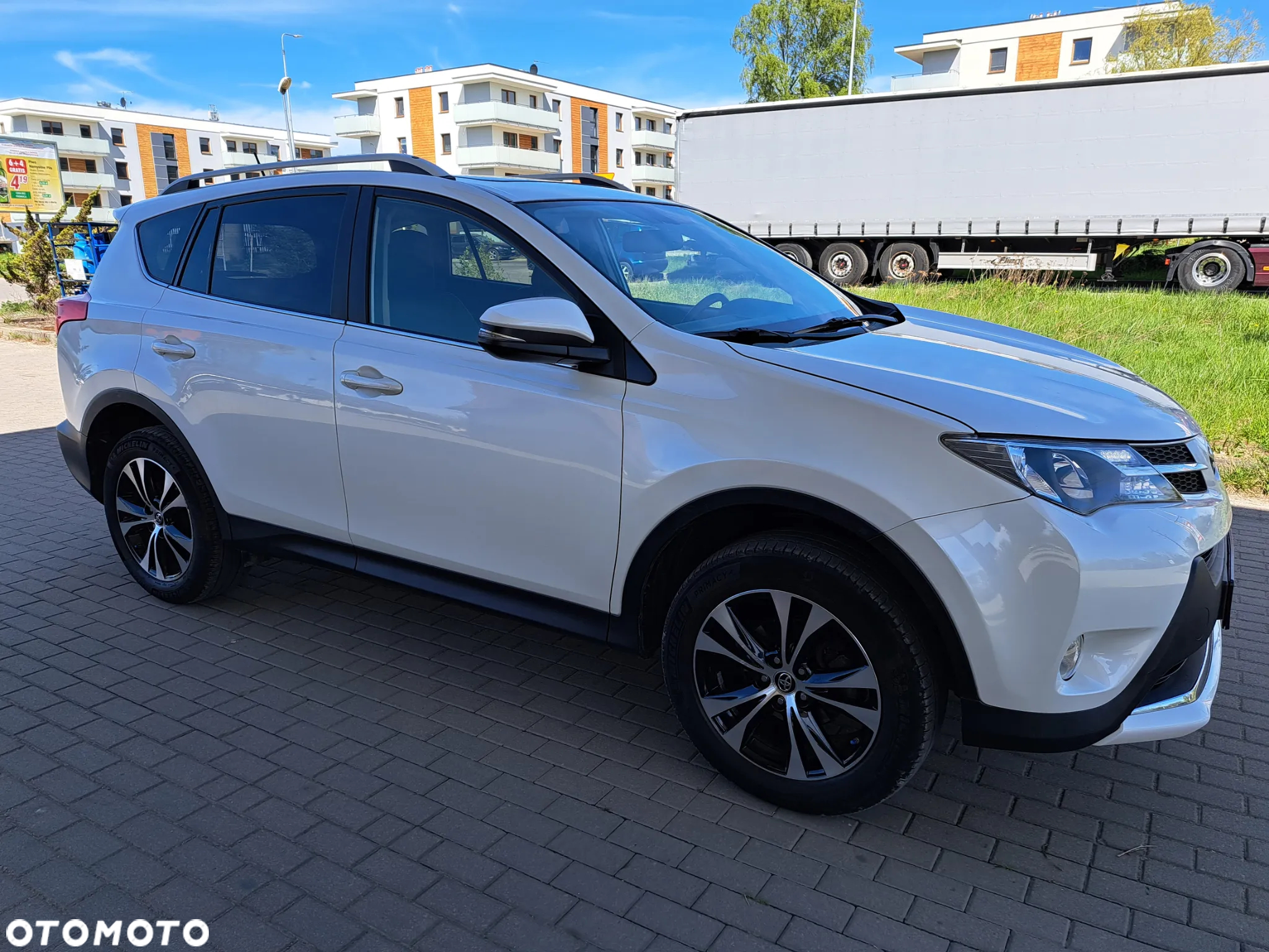 Toyota RAV4 - 7