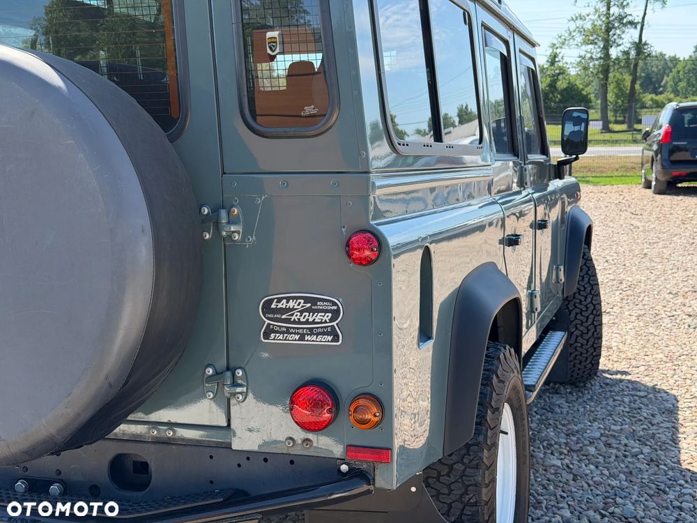 Land Rover Defender 2.4 TD4 S - 21