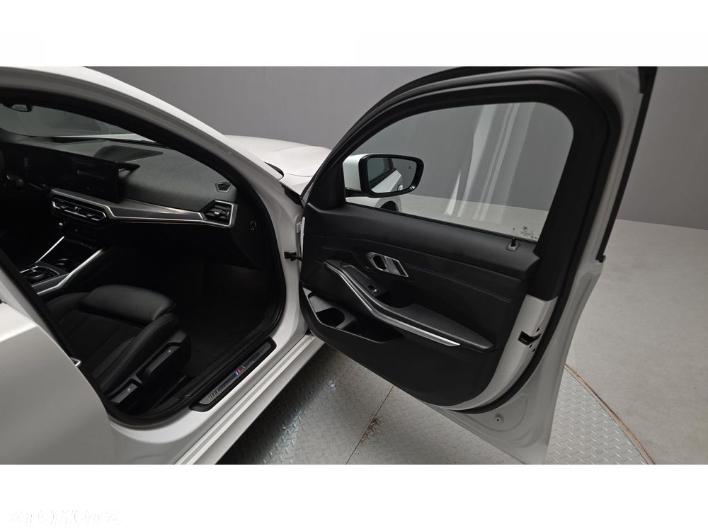 BMW Seria 3 - 28