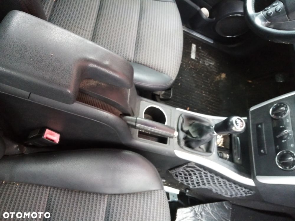 MERCEDES A KLASA W169 A200 04-08 2.0 -  RADIO RADIOODTWARZACZ - 20