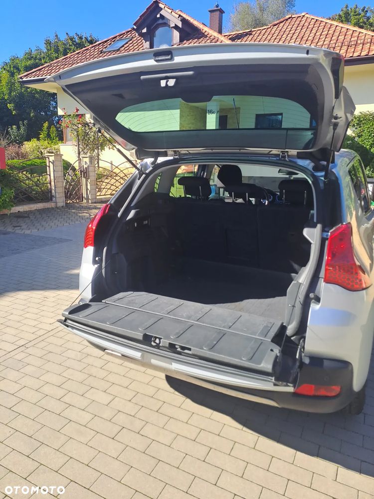 Peugeot 3008 2.0 HDi Premium+ - 7