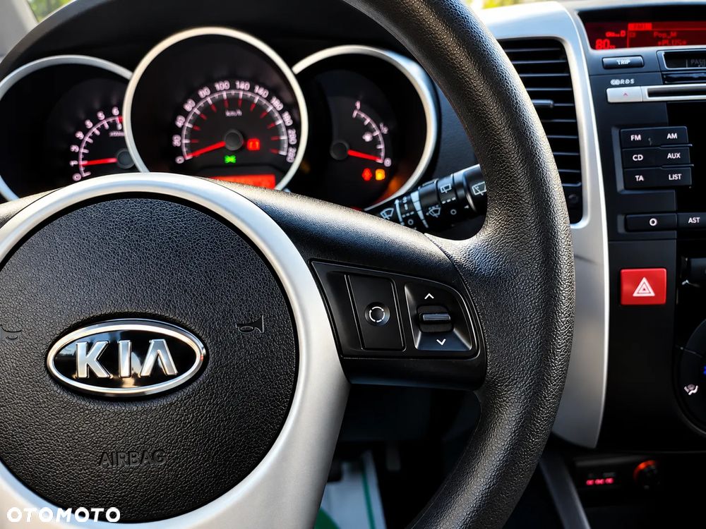 Kia Venga 1.4 CVVT Attract - 27