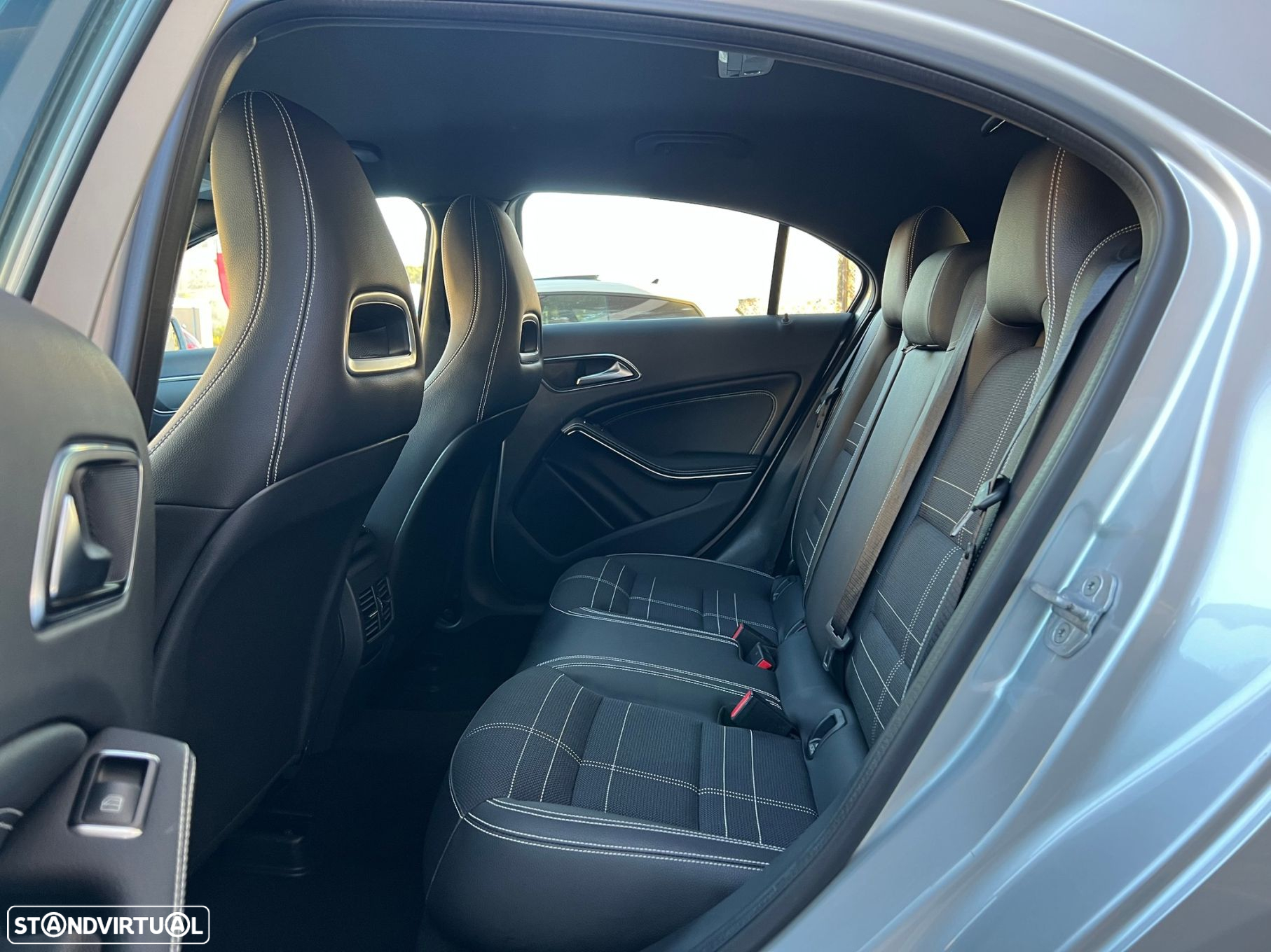 Mercedes-Benz A 180 d Urban - 24