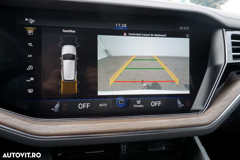 Volkswagen Touareg V6 TDI Elegance - 6