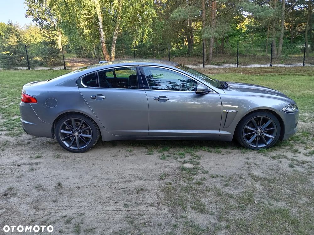 Jaguar XF 3.0 V6 D Premium Luxury - 5