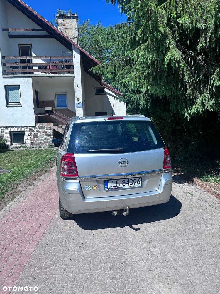 Opel Zafira - 3