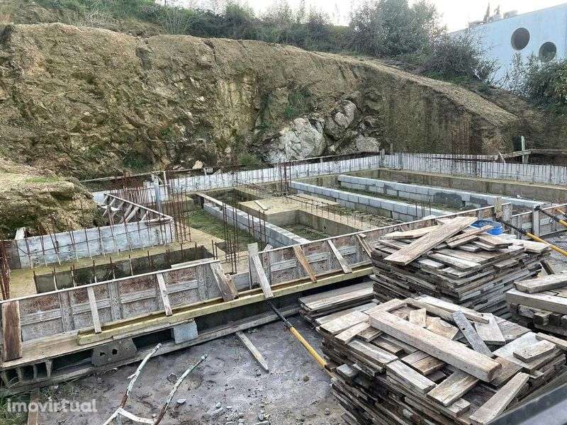 Terreno com projecto aprovado para construção de moradia de luxo - Grande imagem: 5/11