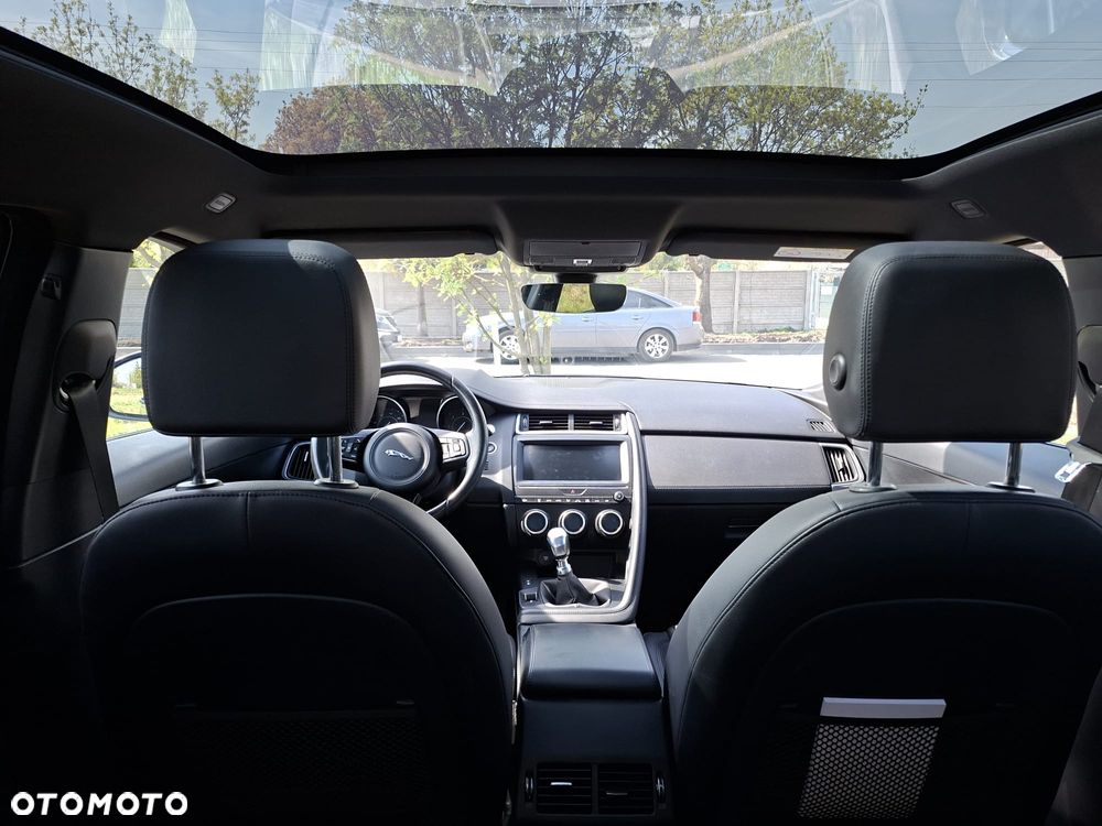 Jaguar E-Pace D150 R-Dynamic - 11